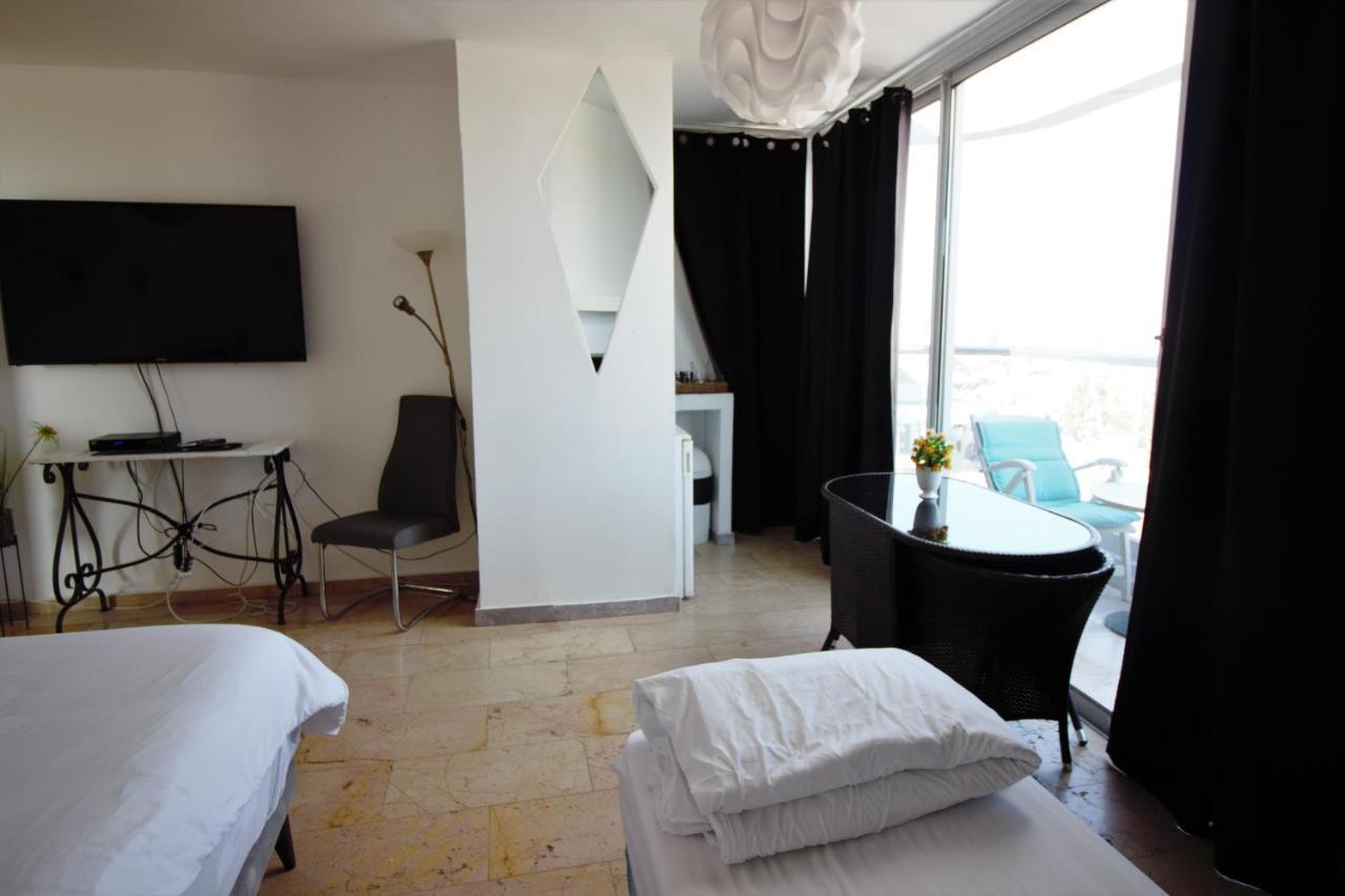Custo Club Hotel Eilat Ngoại thất bức ảnh
